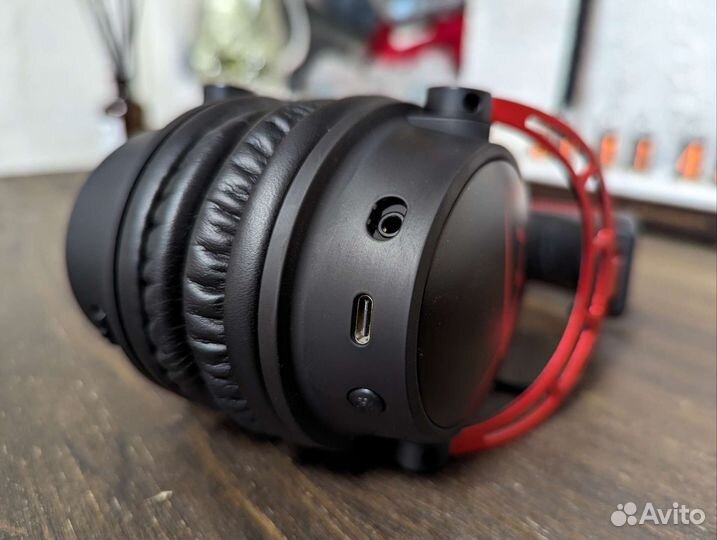 Наушники HyperX cloud alpha Wireless