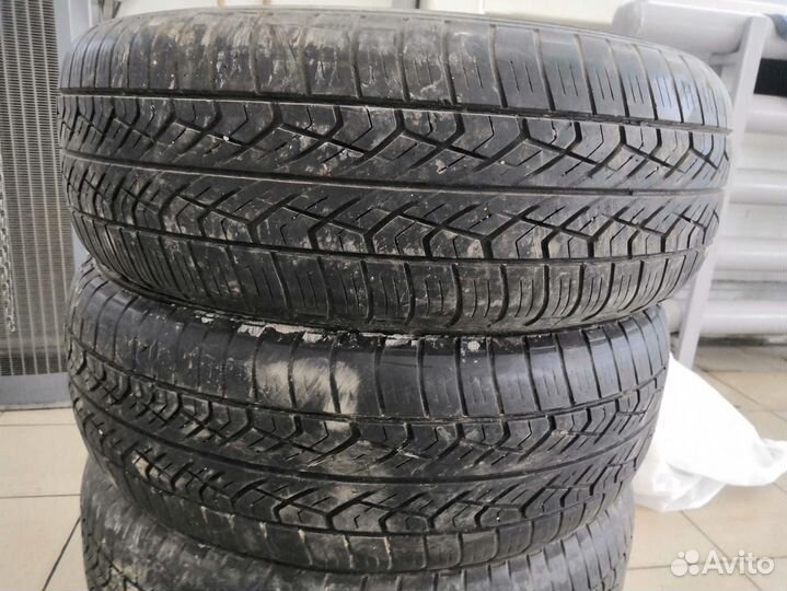 Yokohama Geolandar G900 215/65 R16
