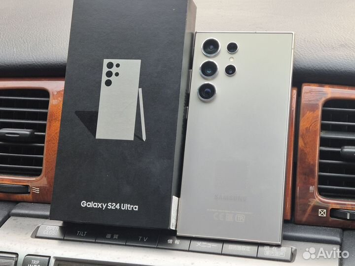 Samsung Galaxy S24 Ultra, 12/256 ГБ