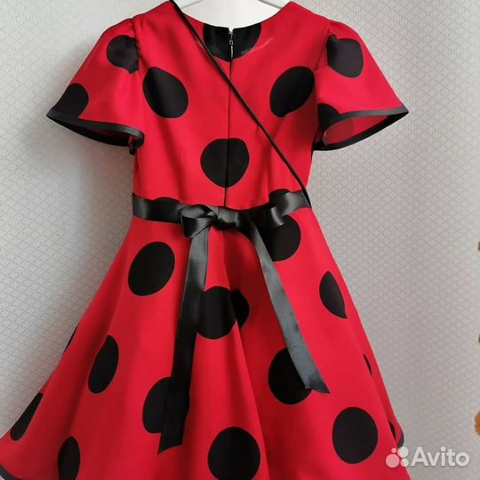 Платье на девочку 4 - 5лет