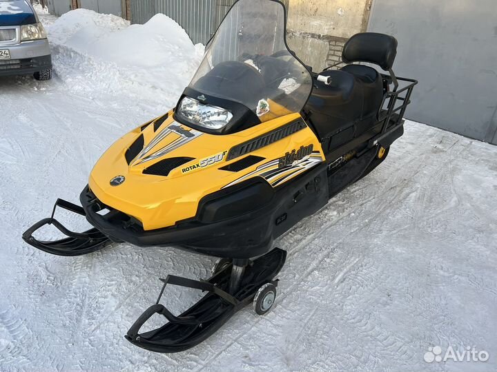 Brp ski-doo skandic 550 swt