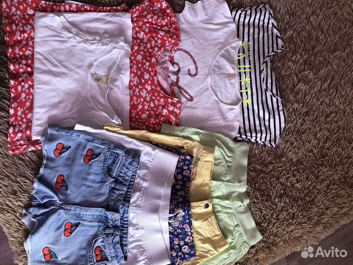 Вещи для лета шорты и футболки 134-140