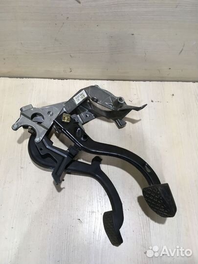 Педальный узел механика BMW 5 E39