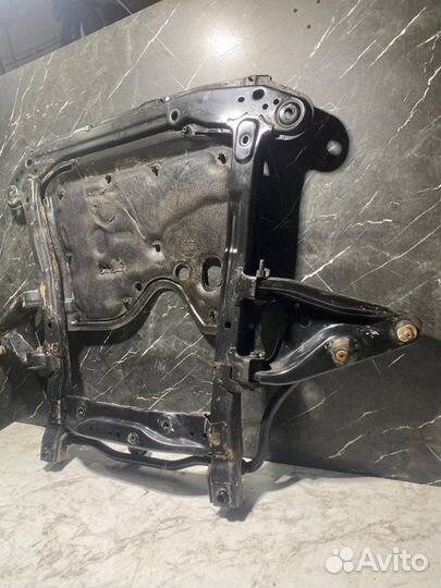 Подрамник Renault Sandero Stepway K4M2842 2017