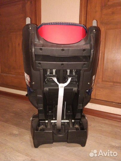 Автомобильное кресло Maxi-cosi tobi