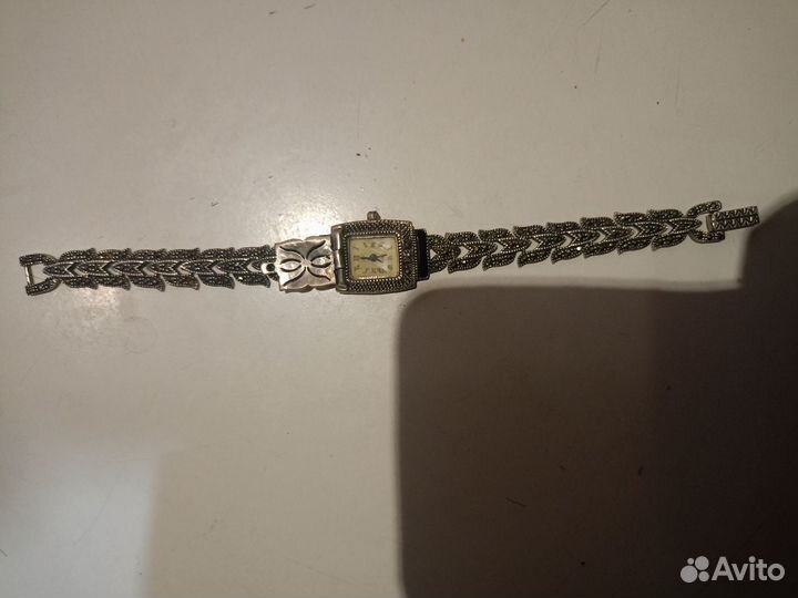 Часы женские серебряные