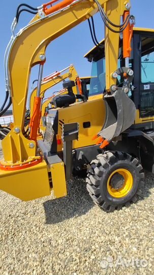 Экскаватор-погрузчик XCMG WZ30-25, 2023