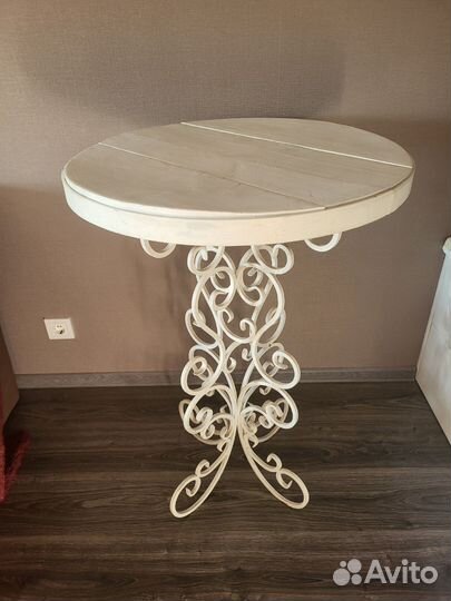 Столик кованый кружевной