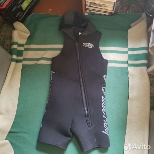 Гидрокостюм