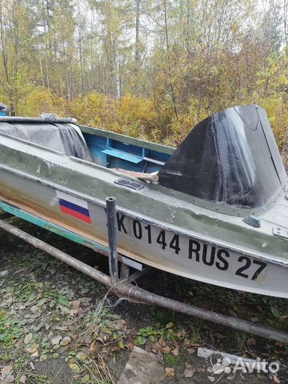 Продам казанку с мотором и стелегой звоните