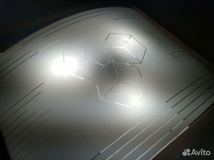 Потолочный светильник