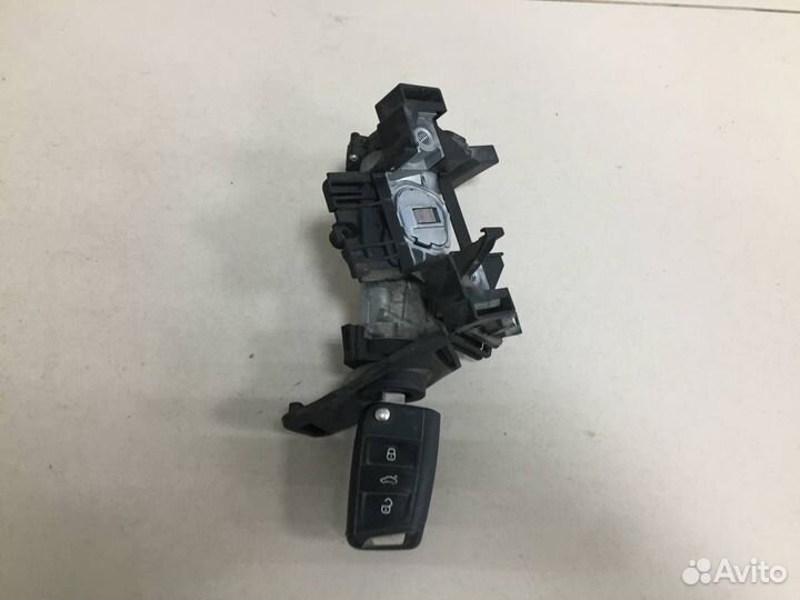 Замок зажигания Skoda Rapid 2012-2020