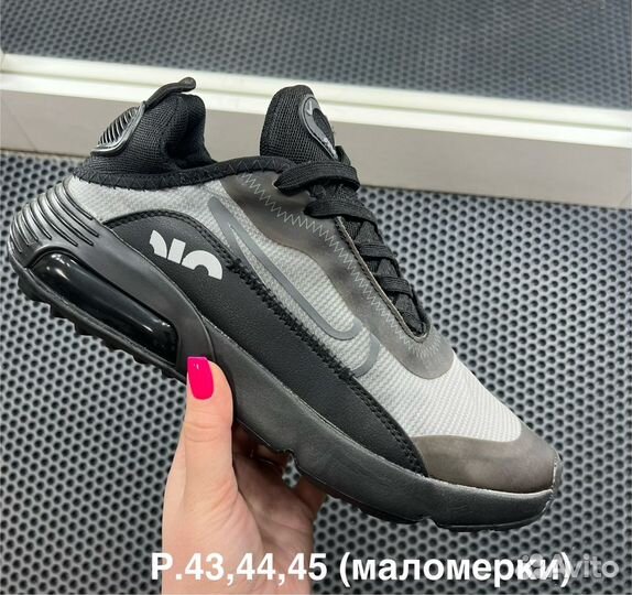 Кроссовки nike мужские новые