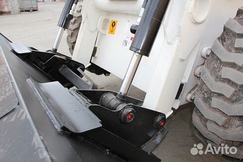 Мини-погрузчик Lonking CDM307, 2023