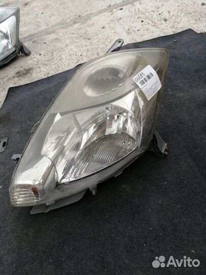 Фара левая Toyota Passo KGC10