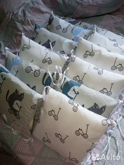 Бортики в детскую кроватку