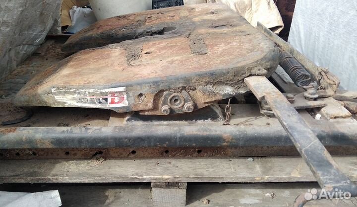 Продам прицепное устройство (бабка MAN).Торг