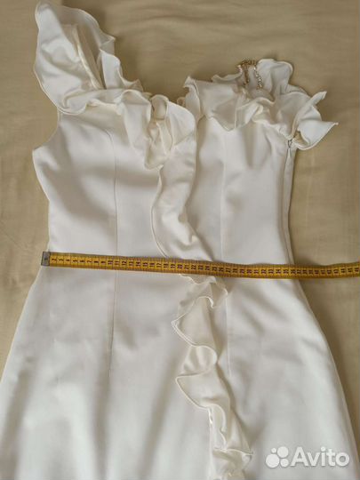 Платье вечернее