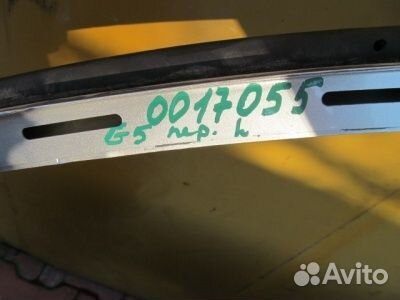 Рамка стекла задней двери Volkswagen Golf 5