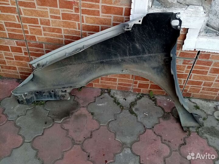 Крыло правое на Renault scenic 1 рестайлинг