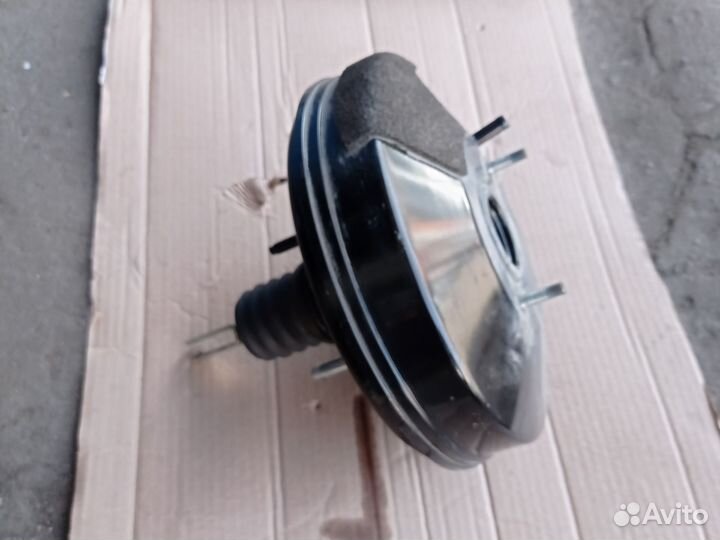 Вакуум тормозной Мазда 3 бм