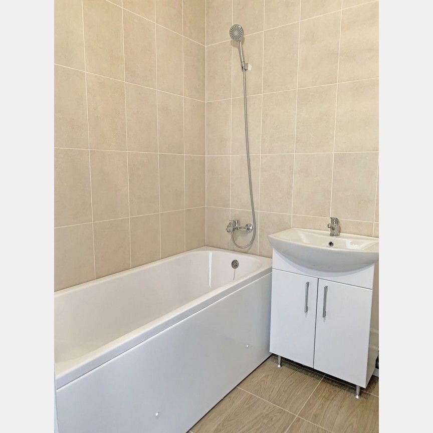2-к. квартира, 53,6 м², 8/15 эт.