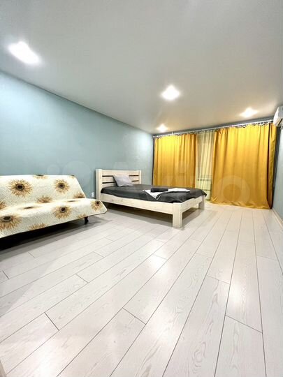 1-к. квартира, 43 м², 1/10 эт.