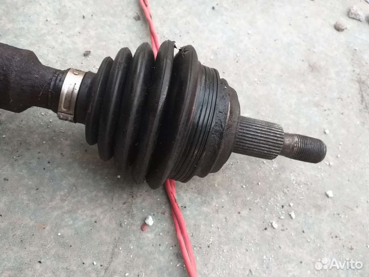 Привод правый golf 4