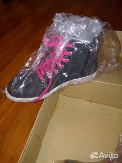 Новые мотоботинки Modeka Rosica размер 39