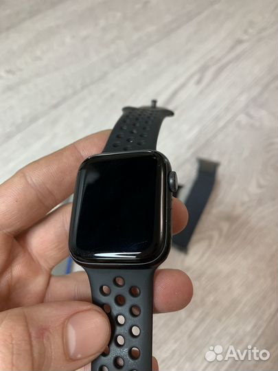 Часы apple watch Se 44 mm nike