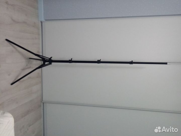 Кольцевая лампа со штативом