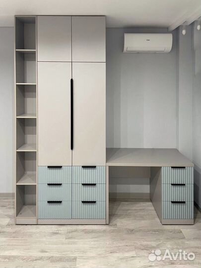 Шкаф пенал на заказ