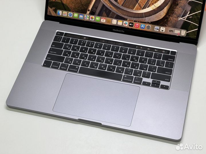 MacBook Pro 16 2020 Core i9 2.4 16gb 512gb