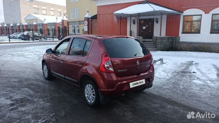 Renault Sandero 1.6 AT, 2010, 221 000 км