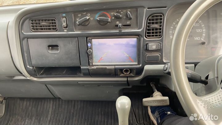 Mitsubishi Fuso Canter, 2001