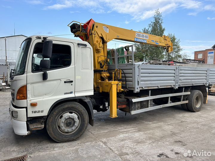 Hino 500 (Ranger) с КМУ, 2014