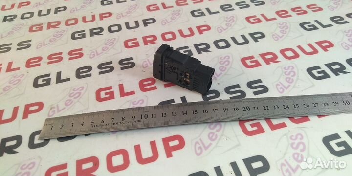 Кнопка включения аварийной сигнализации GF б/у 626