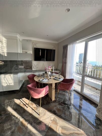 4-к. квартира, 92 м², 5/16 эт.