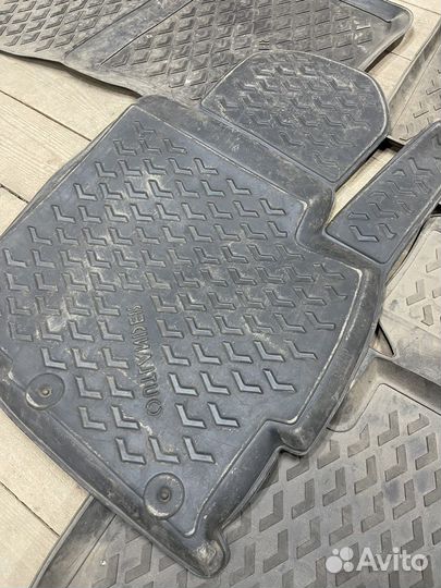 Коврики в салон Mitsublshi Outlander 3