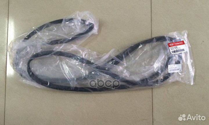 Молдинг стекла заднего 871314Y000 Hyundai-KIA