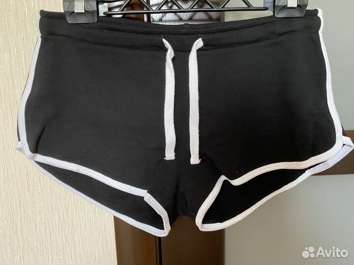 Женские шорты