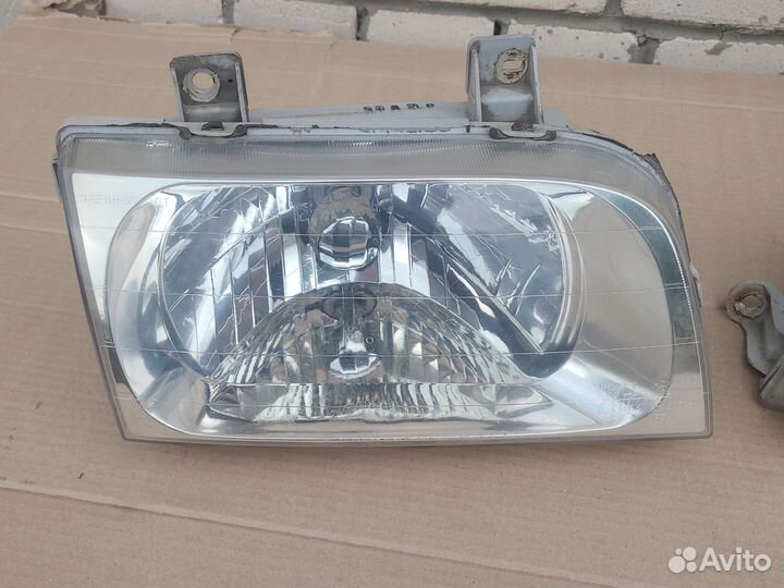 Фара передняя левая (правая) Kia Sportage 1 94-06