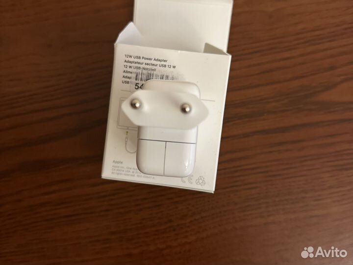 Адаптер питания Apple USB мощностью 12 Вт