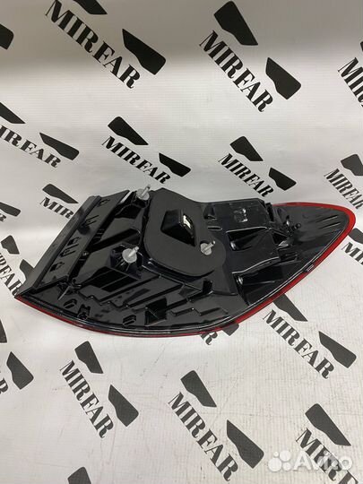 Задний левый внешний фонарь Mercedes-Benz GLC x253