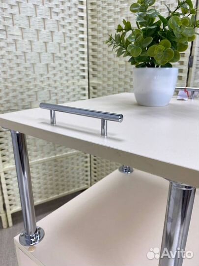 Тележка косметологическая