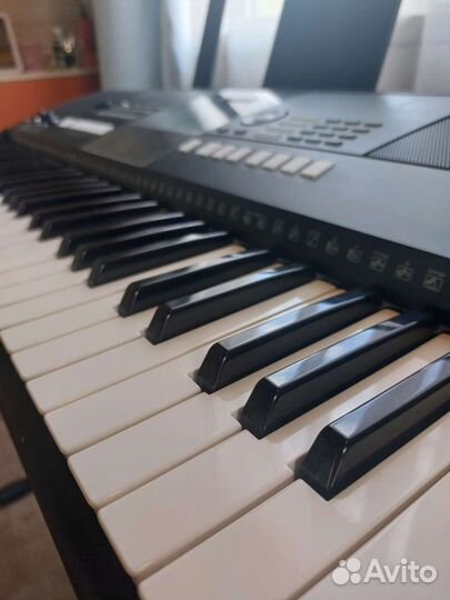 Синтезатор yamaha psr e423