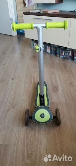 Самокат трехколесный globber