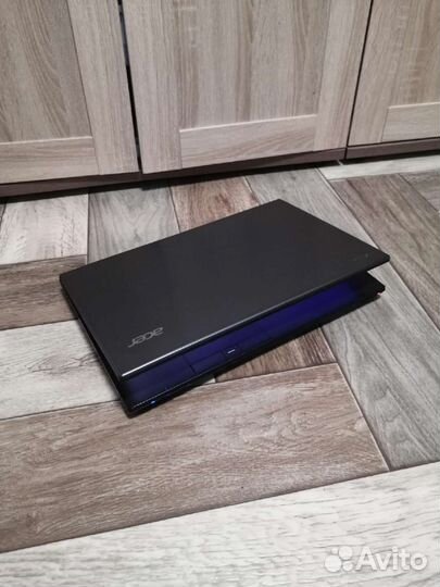 Ноутбук Acer intel/4Gb/320Gb/HD (767)