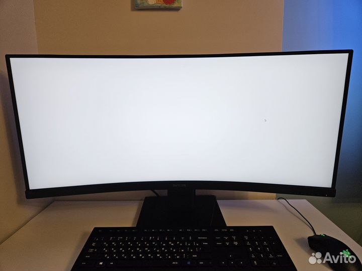 Монитор Philips 34 Ultrawide Curved