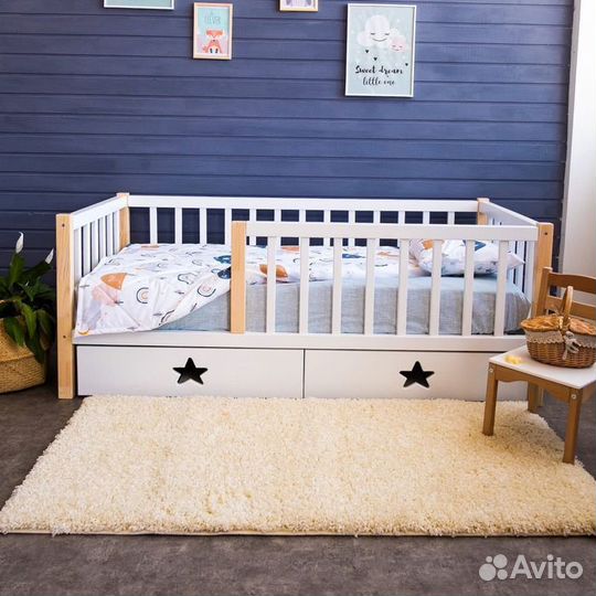 Кроватка детская сингл из натурального дерева высо